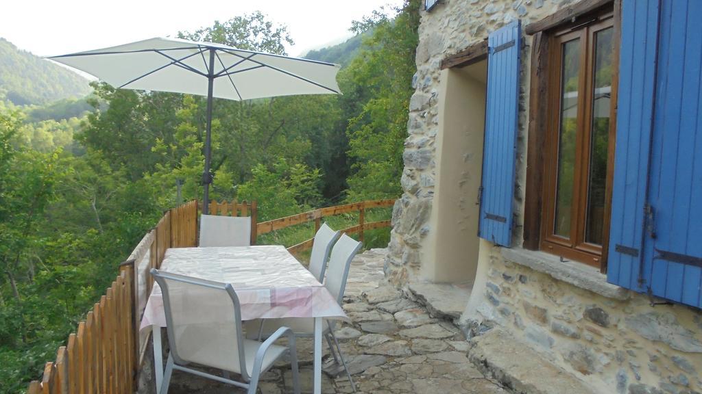 Gites Le Paradoxe Des Pyrenees Montferrier Room photo