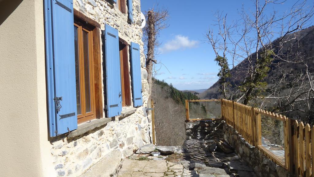 Gites Le Paradoxe Des Pyrenees Montferrier Room photo