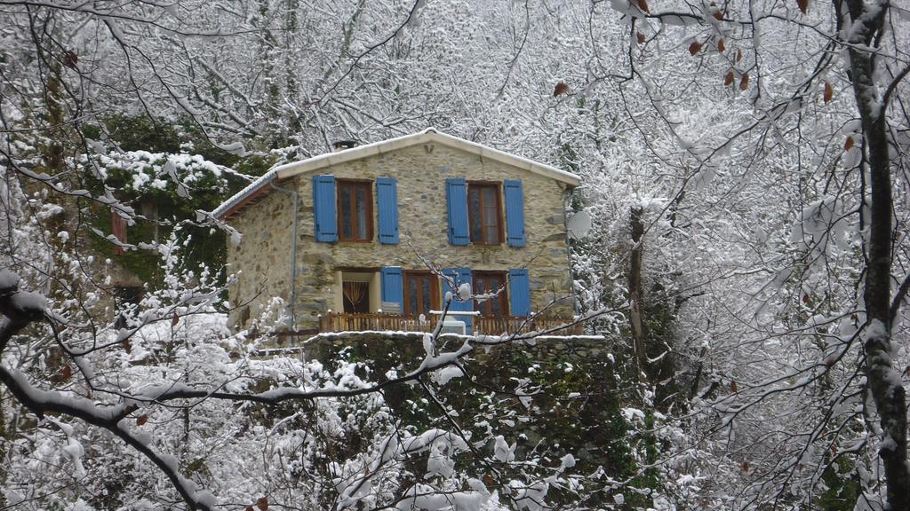 Gites Le Paradoxe Des Pyrenees Montferrier Exterior photo