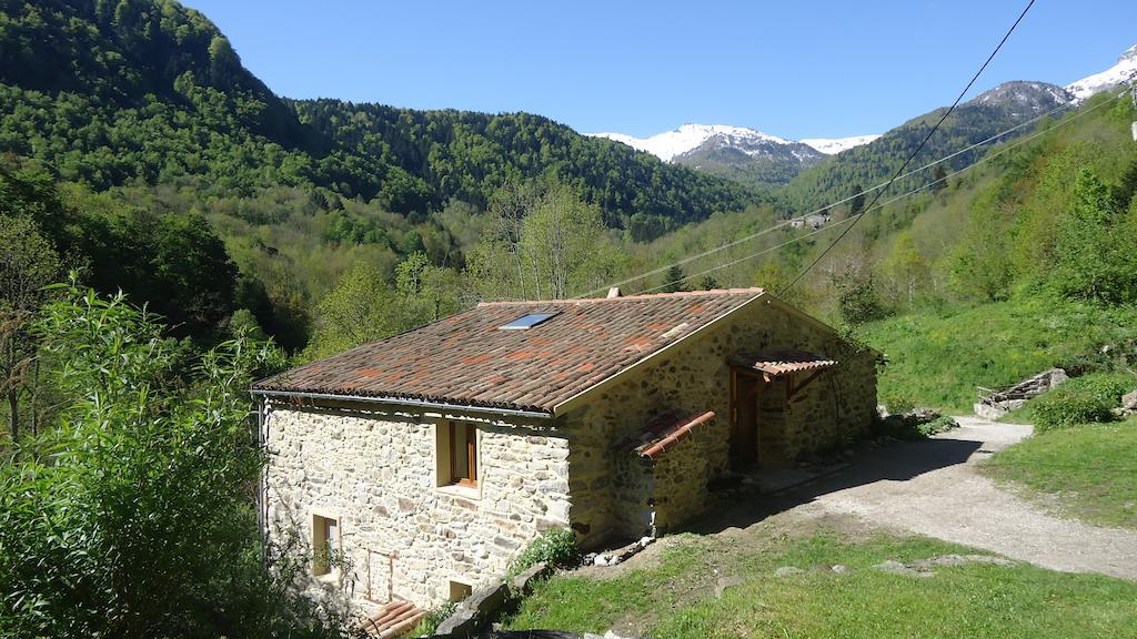 Gites Le Paradoxe Des Pyrenees Montferrier Room photo