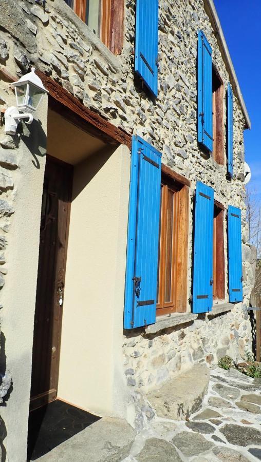 Gites Le Paradoxe Des Pyrenees Montferrier Exterior photo